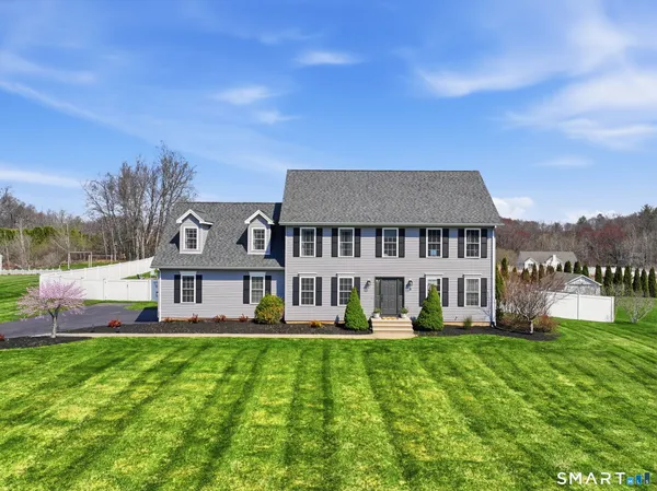 $599,000 | 5 Hemlock Drive, East Windsor, CT 06016