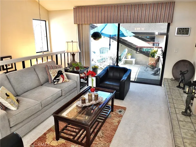 $729,000 | 4015 North Virginia Road, Long Beach, CA 90807