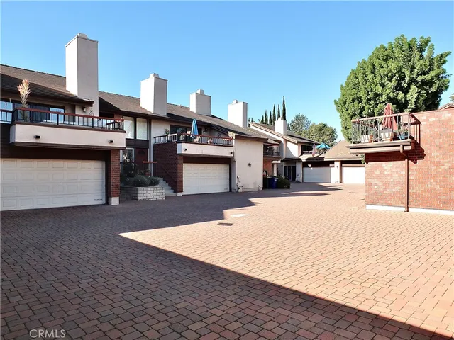 $729,000 | 4015 North Virginia Road, Long Beach, CA 90807