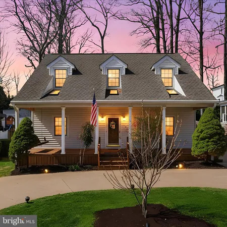 $1,155,000 | 1940 Hillside Drive, Falls Church, VA 22043