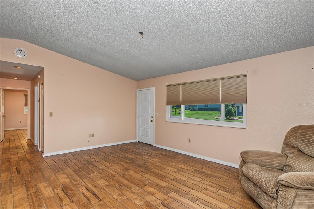 8777 Southwest 116th Place Road Ocala, FL 34481 - Photo 6 of 44 Gallery Image 6