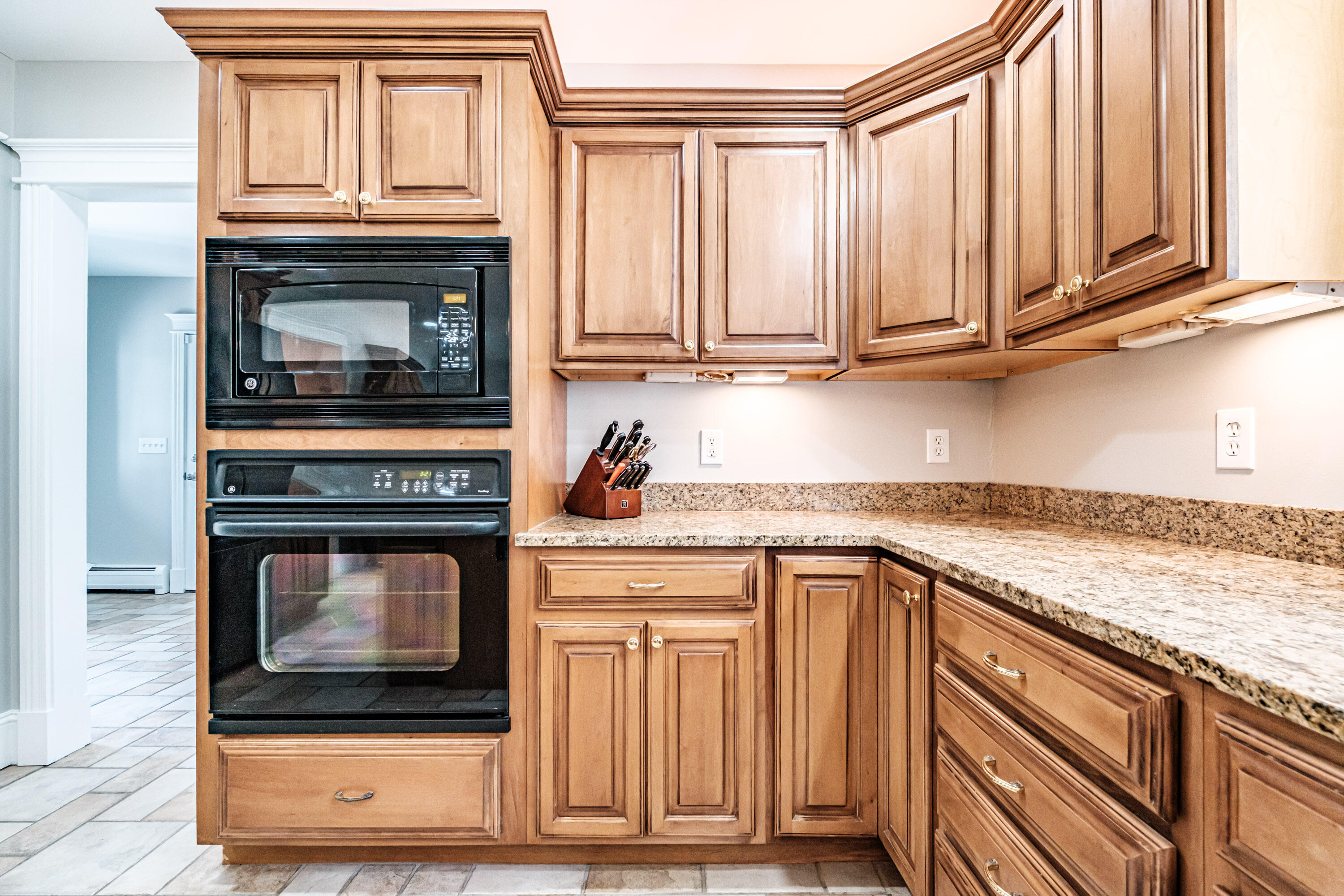 9 Laurel Ridge Road Scarborough, ME 04074 - Photo 13 of 61 20260518gp-63028