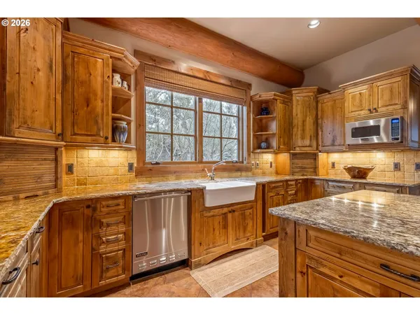 $2,425,000 | 23087 Watercourse Way, Bend, OR 97701