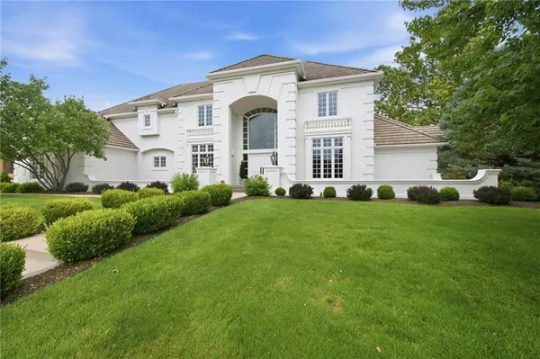 $1,975,000 | 6517 Ridge Road, Kansas City, MO 64152