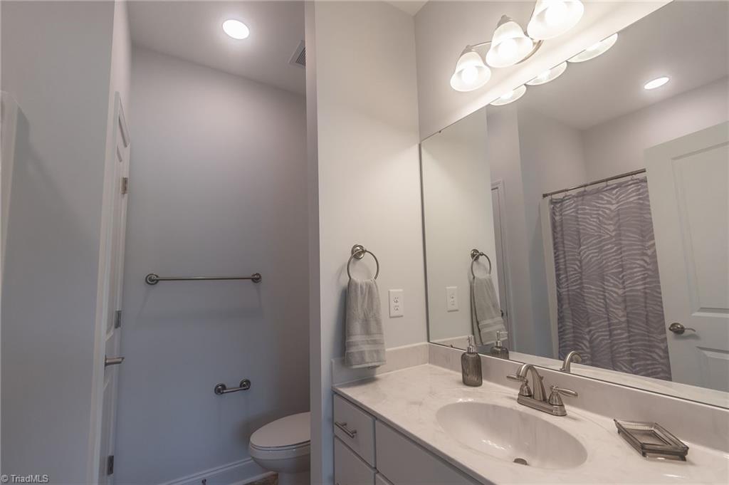 605-607 Riverside Drive Mount Airy, NC 27030 - Photo 10 of 22