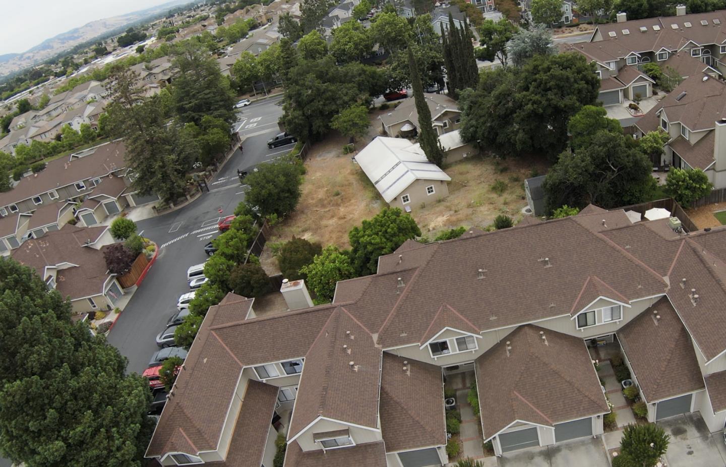 17075 Creekside Circle Morgan Hill, CA 95037 - Photo 48 of 49 an aerial view of residential houses with outdoor space