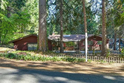 $459,999 | 4969 Cedar Drive, Camino, CA 95709