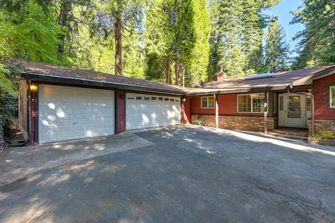 $459,999 | 4969 Cedar Drive, Camino, CA 95709