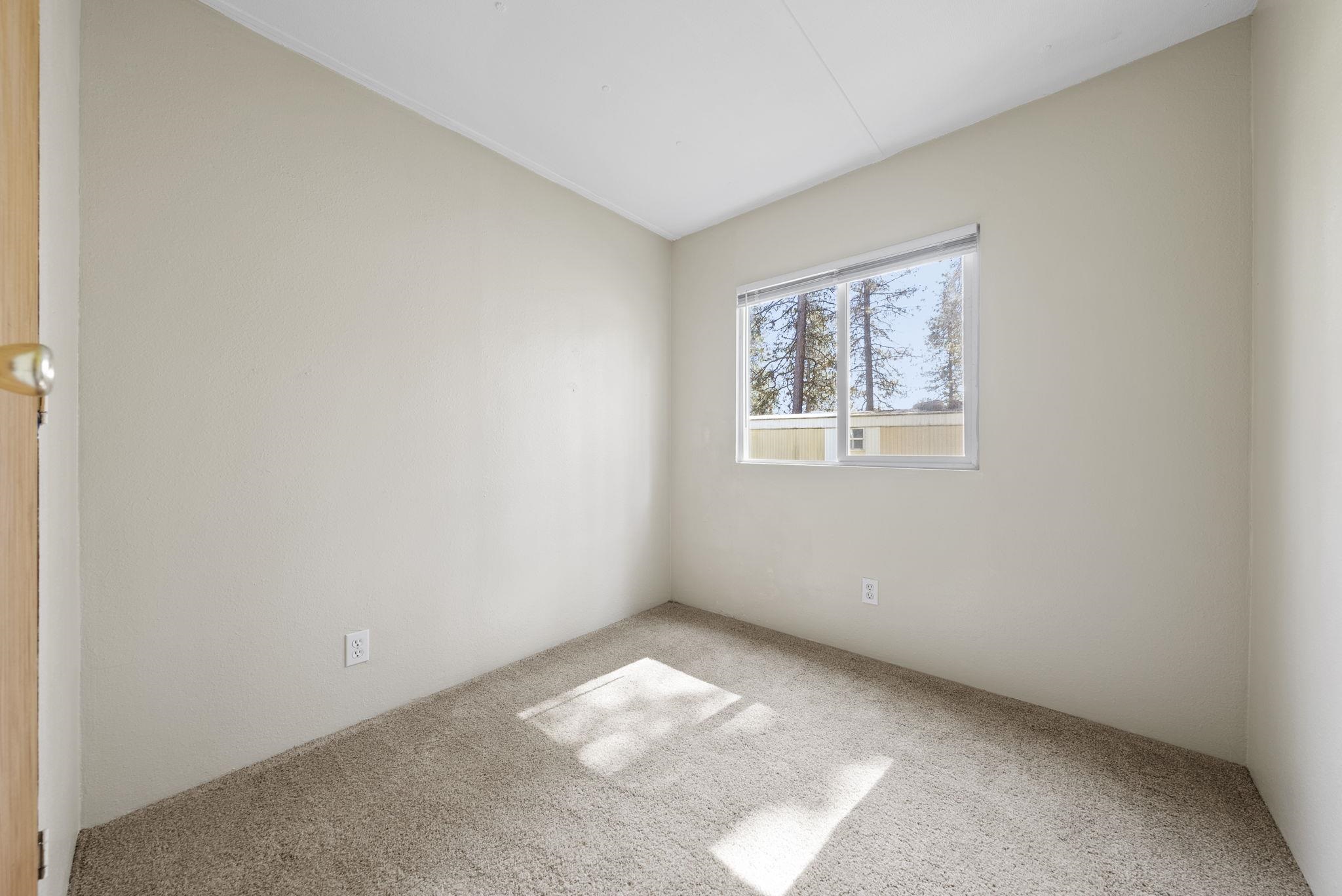 3928 East Lane Park Road, Unit 14 Mead, WA 99021 - Photo 15 of 23 Gallery Image 15