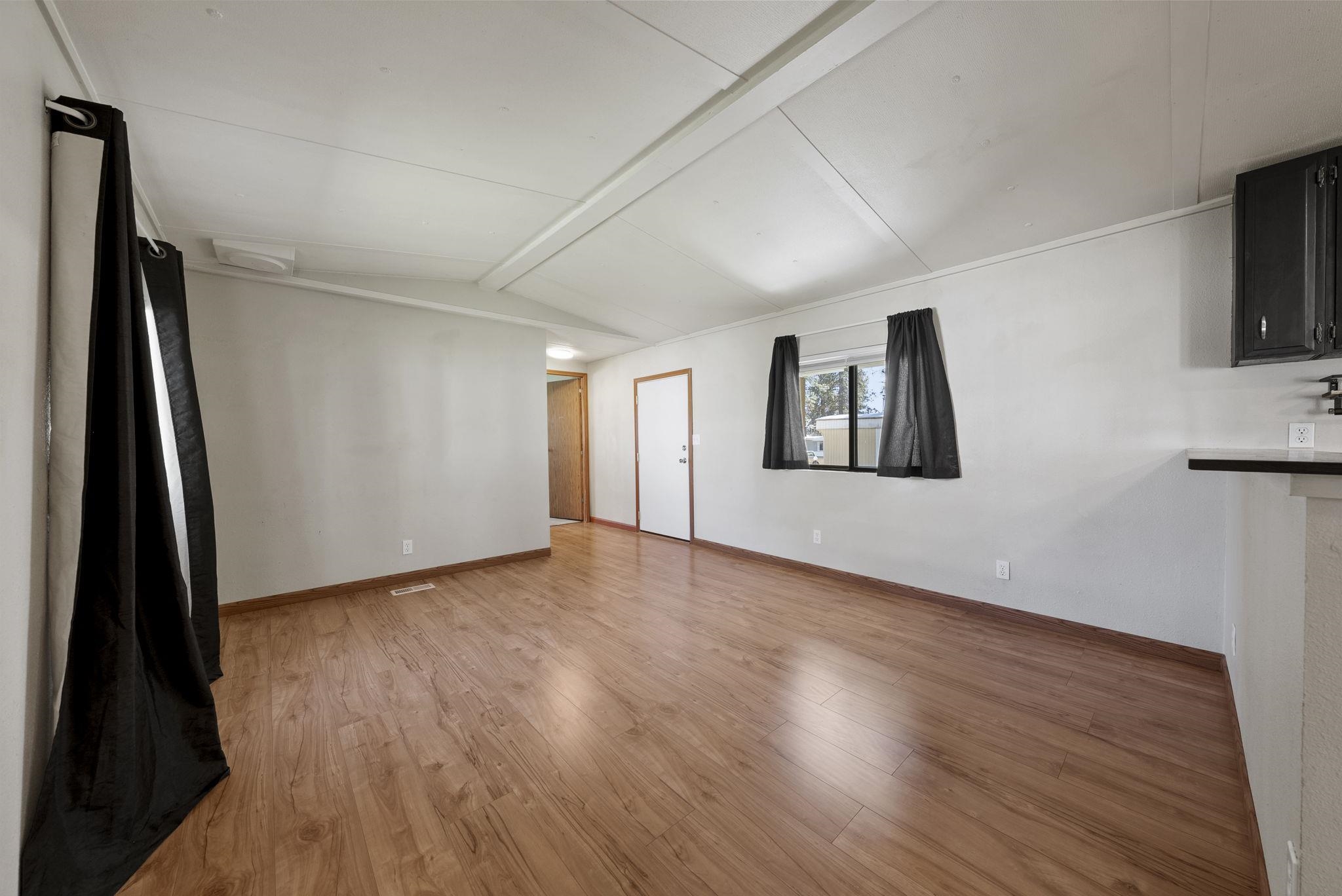 3928 East Lane Park Road, Unit 14 Mead, WA 99021 - Photo 4 of 23 Gallery Image 4