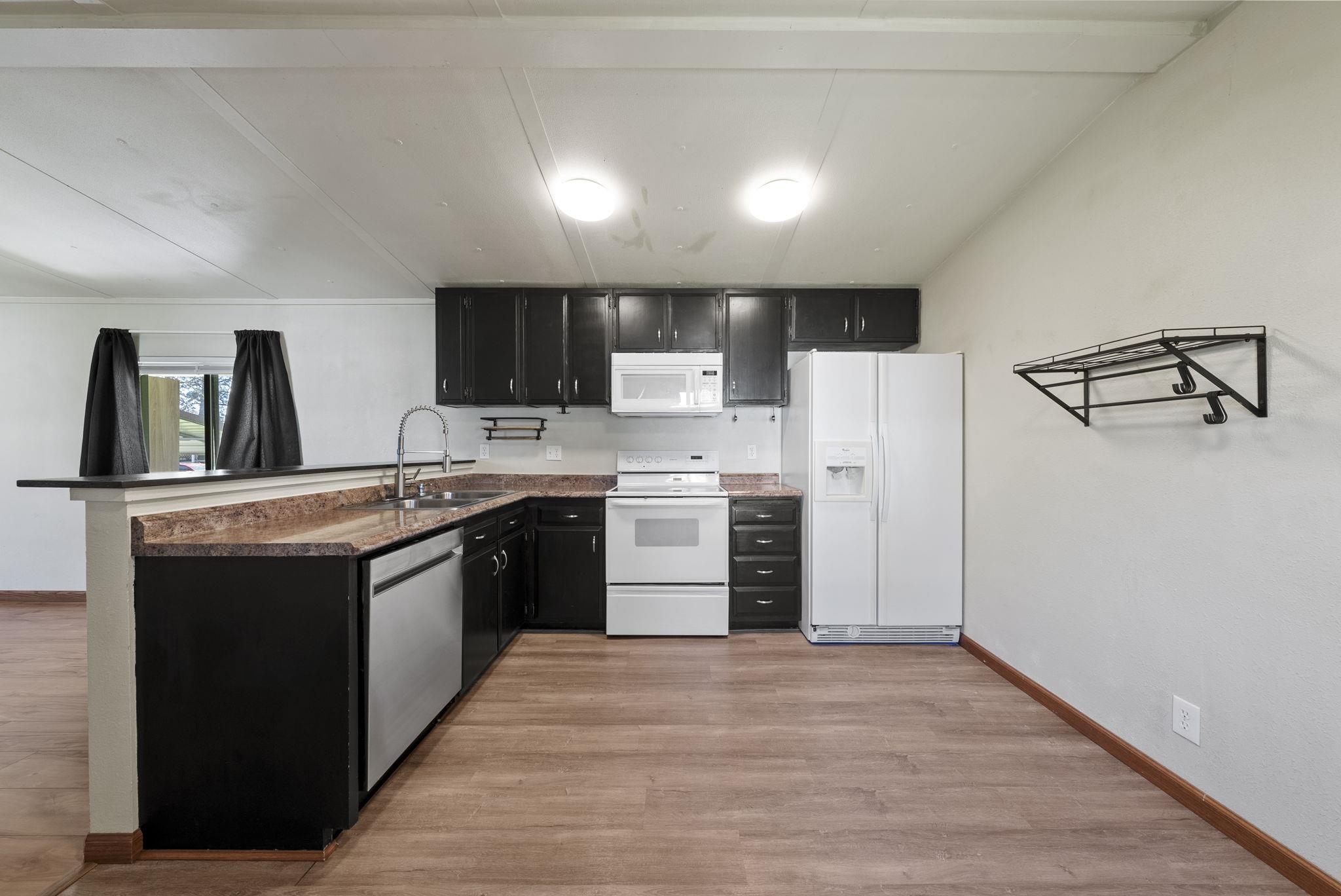 3928 East Lane Park Road, Unit 14 Mead, WA 99021 - Photo 6 of 23 Gallery Image 6