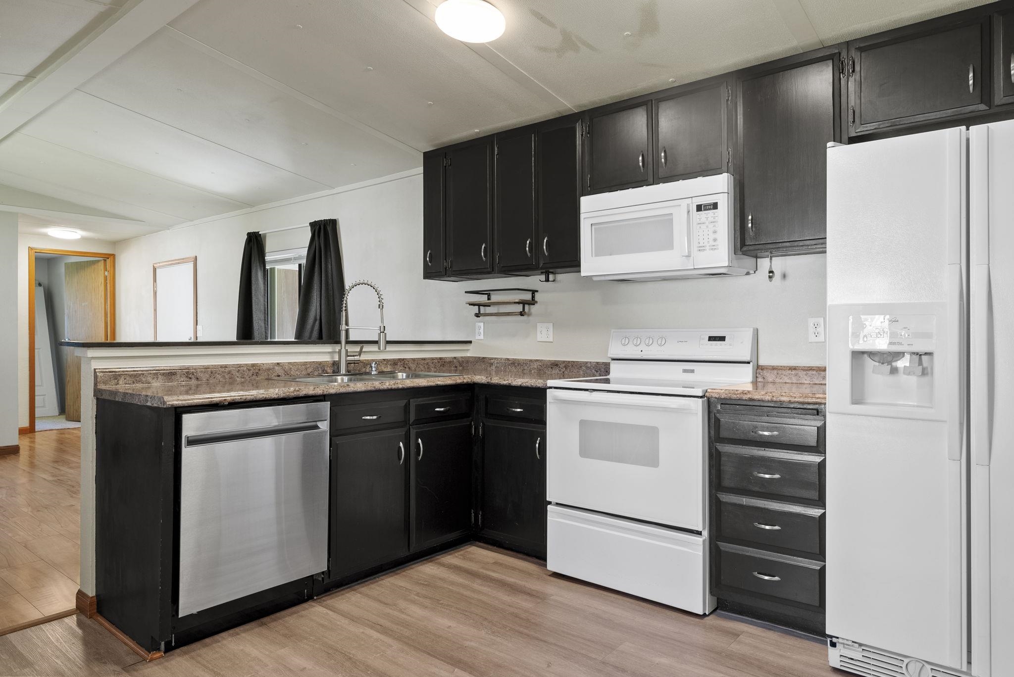 3928 East Lane Park Road, Unit 14 Mead, WA 99021 - Photo 8 of 23 Gallery Image 8