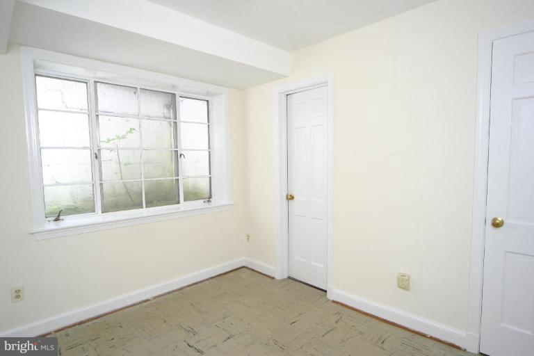 9707 Old Spring Road Kensington, MD 20895 - Photo 22 of 30 Bedroom #5