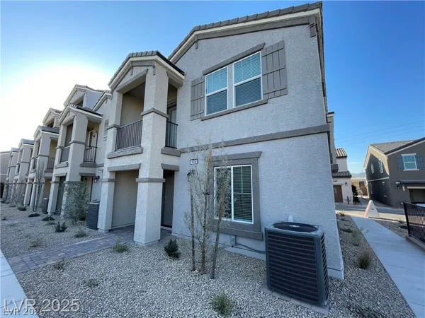 $1,825 | 645 Bellus Place, Henderson, NV 89015