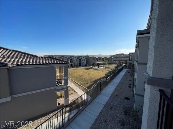 $1,825 | 645 Bellus Place, Henderson, NV 89015