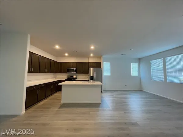 $1,825 | 645 Bellus Place, Henderson, NV 89015