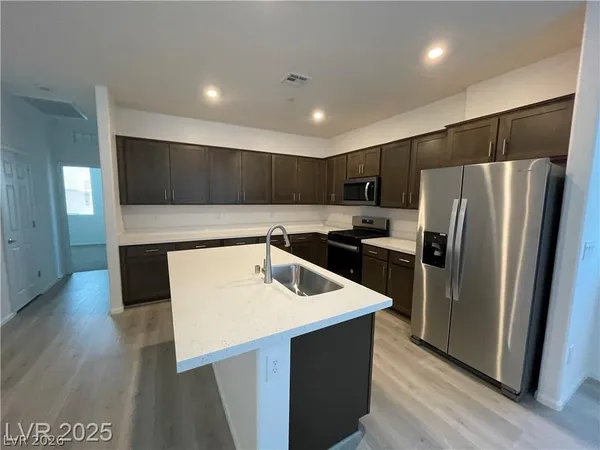 $1,825 | 645 Bellus Place, Henderson, NV 89015