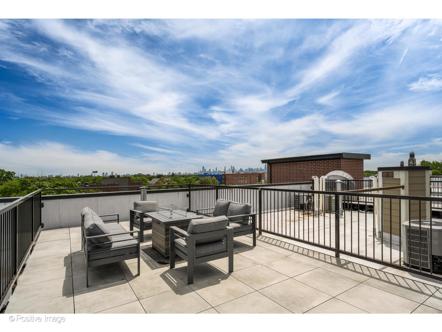 3101 North Ridgeway Avenue, Unit 3E Chicago, IL 60618 - Photo 23 of 25 Gallery Image 23