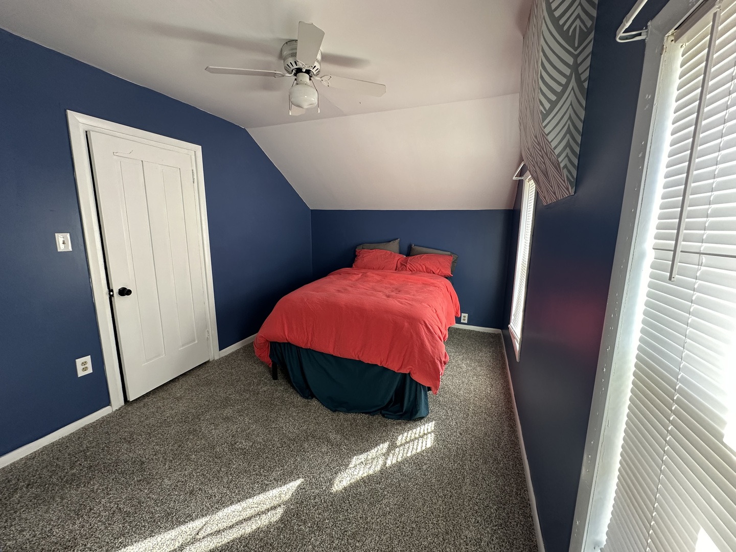 624 West Lincolnway Road Morrison, IL 61270 - Photo 21 of 26 a bed room with a bed and a window