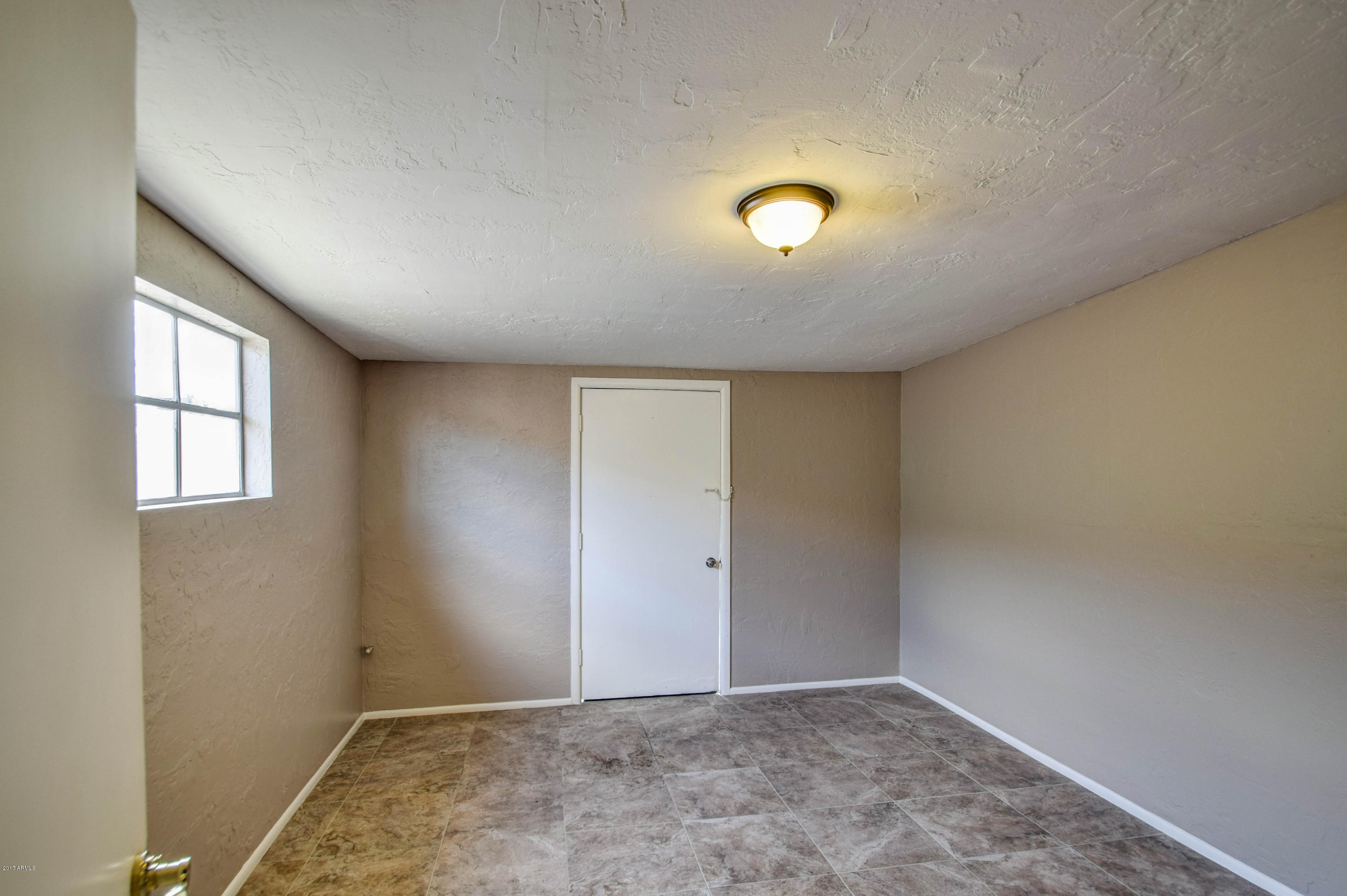 3125 West Rovey Avenue Phoenix, AZ 85017 - Photo 35 of 39 35