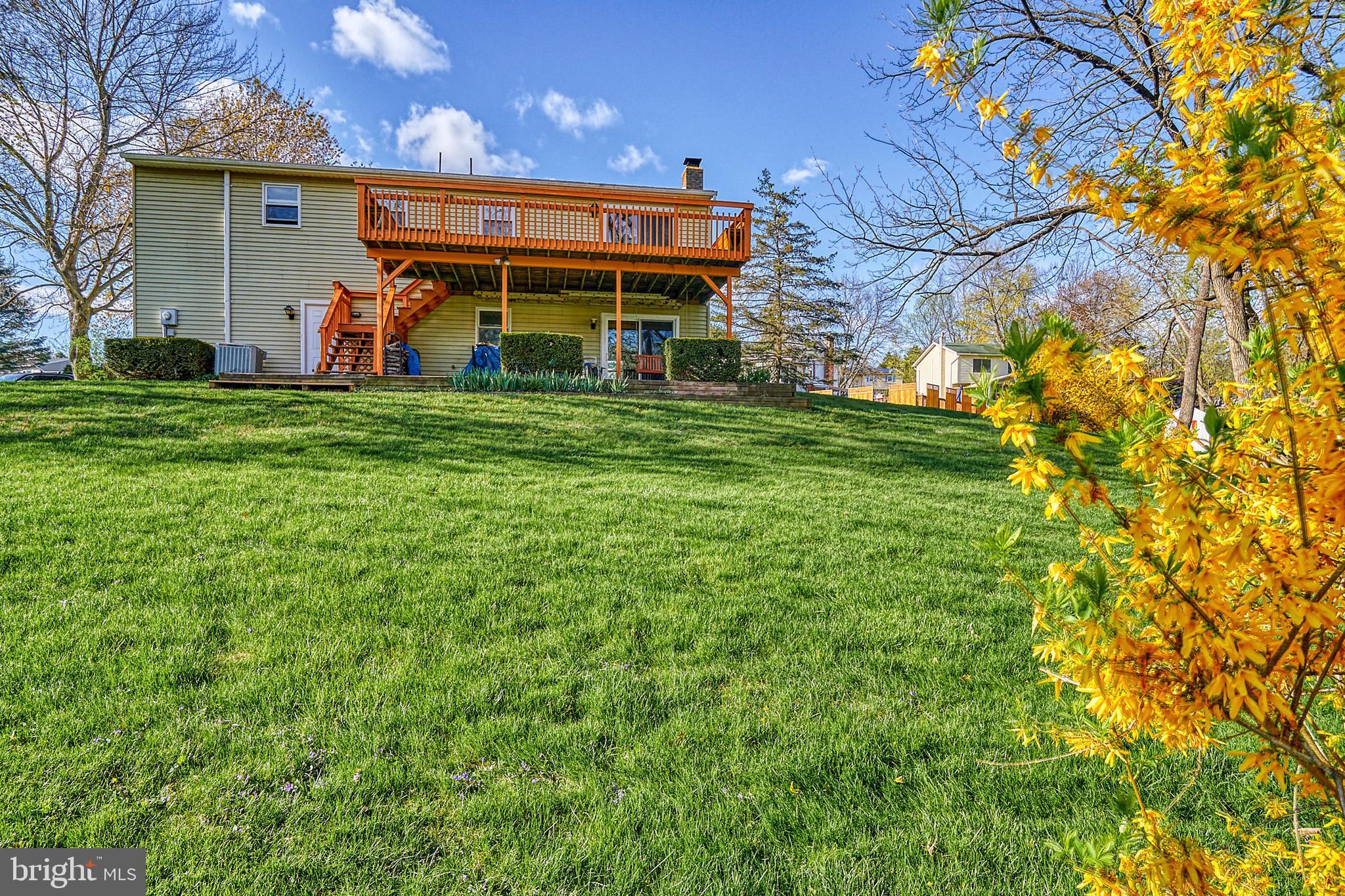 45 Sam Snead Circle Etters, PA 17319 - Photo 31 of 34 a view of a house with a yard