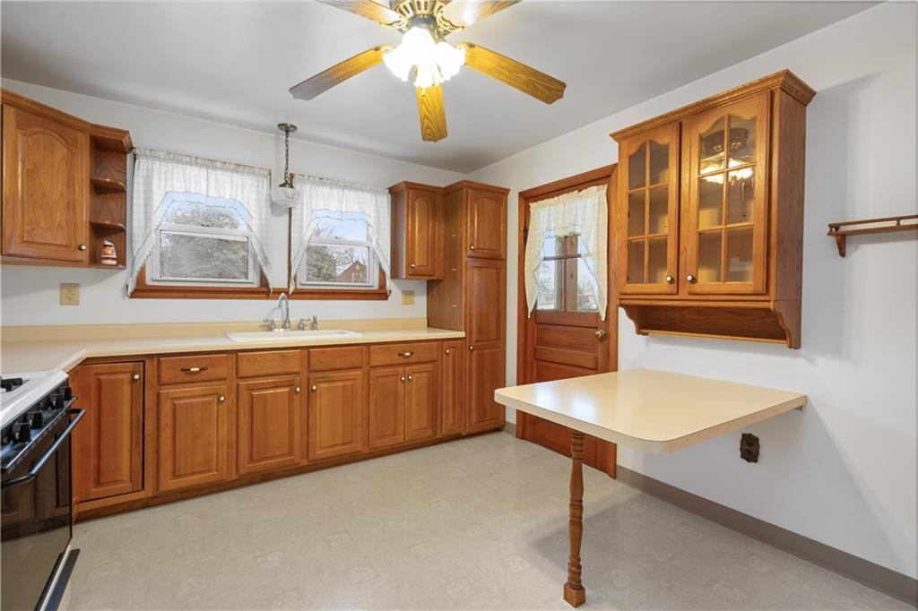 703 Freeport Road Freeport, PA 16229 - Photo 12 of 33