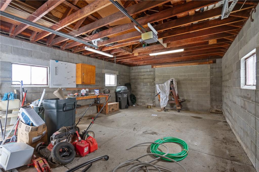 703 Freeport Road Freeport, PA 16229 - Photo 25 of 33