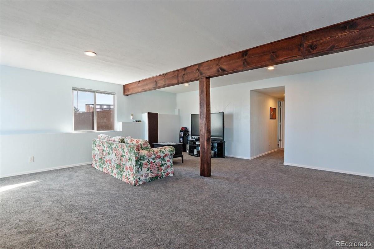 9727 Burberry Way Highlands Ranch, CO 80129 - Photo 17 of 23 Gallery Image 17