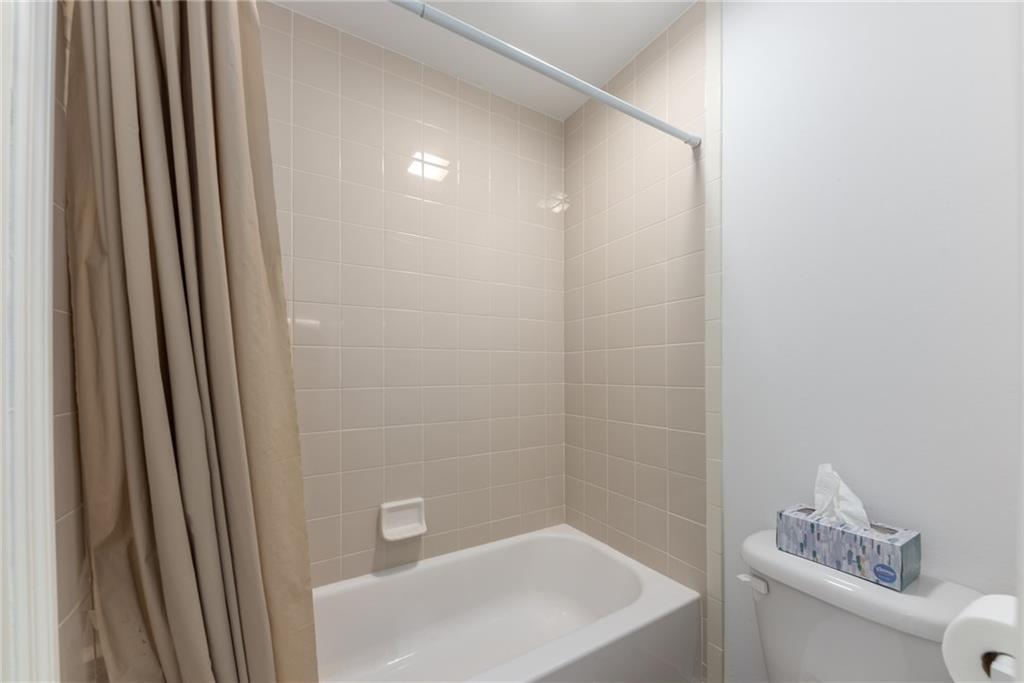 800 Northwest Fork Road, Unit 31 Stuart, FL 34994 - Photo 17 of 22 Gallery Image 17