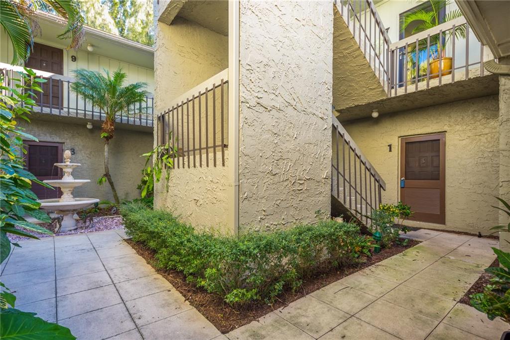 800 Northwest Fork Road, Unit 31 Stuart, FL 34994 - Photo 5 of 22 Gallery Image 5