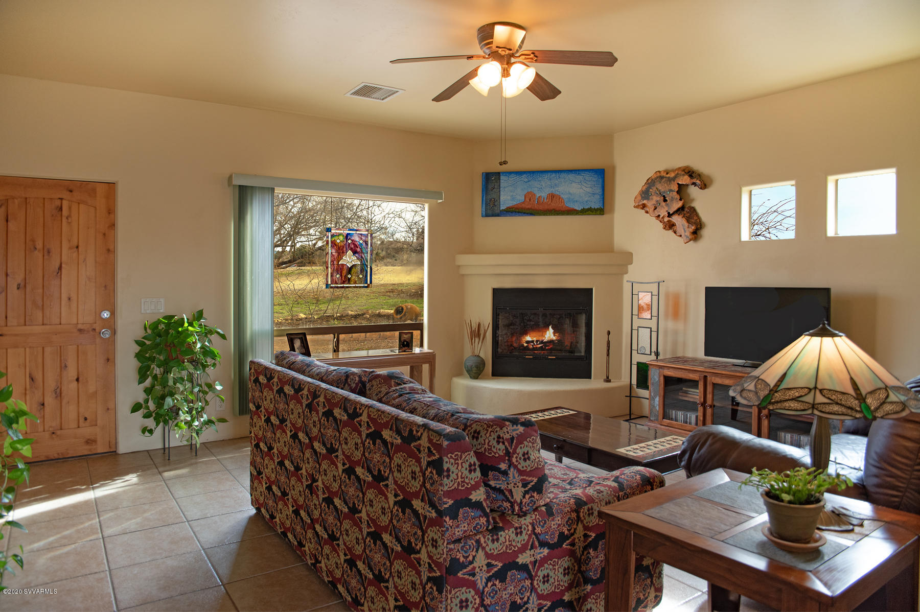 5600 North Laura Lane Rimrock, AZ 86335 - Photo 13 of 39 An IMMACULATE Home!