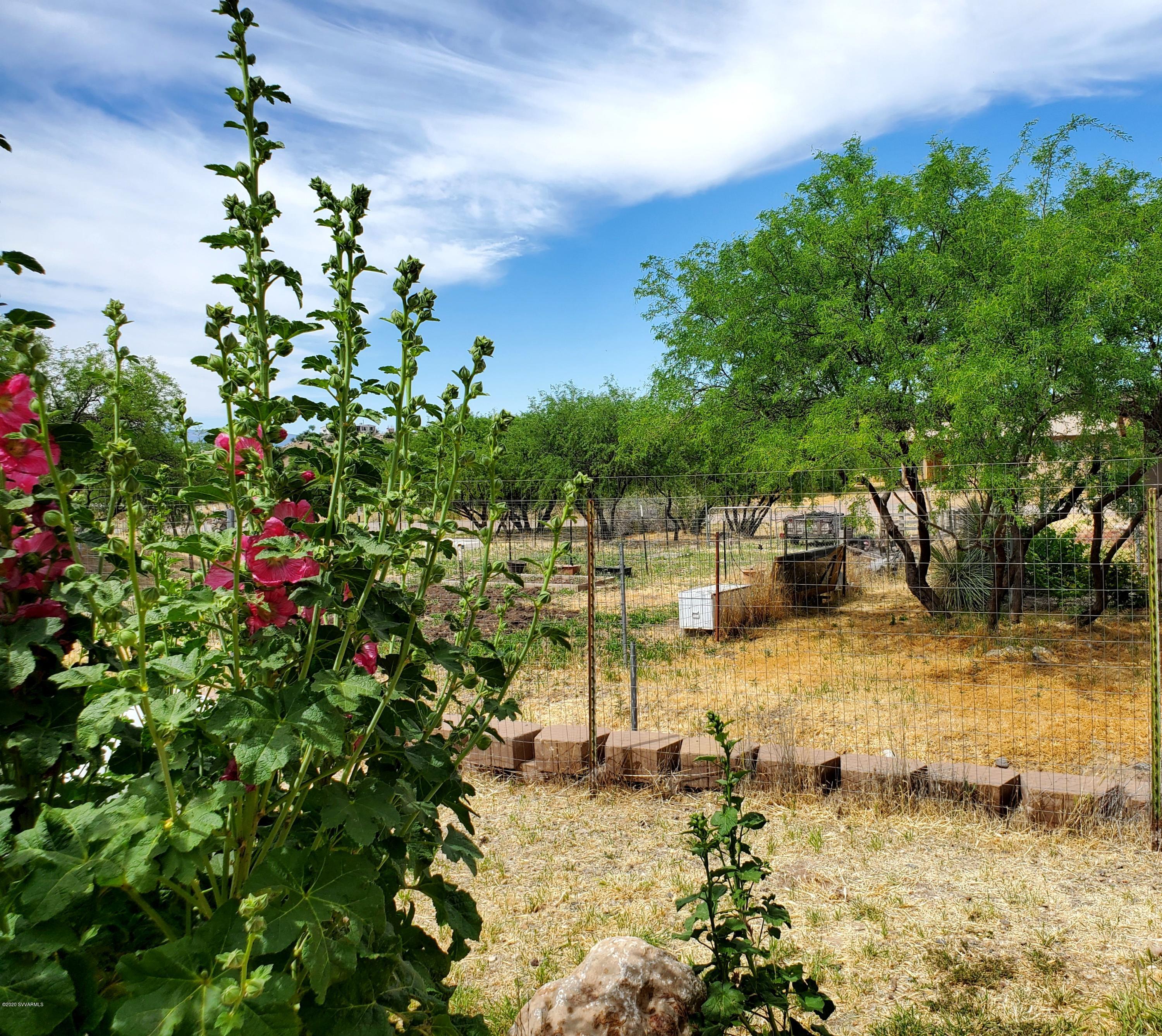 5600 North Laura Lane Rimrock, AZ 86335 - Photo 3 of 39 Back Yard