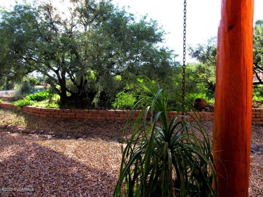 5600 North Laura Lane Rimrock, AZ 86335 - Photo 35 of 39 More greenery