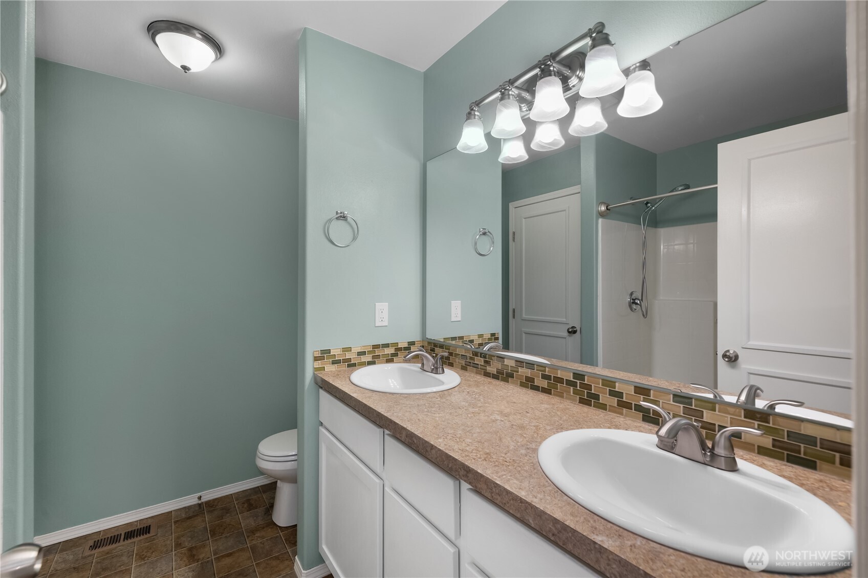 20204 White Rock Loop Southwest Centralia, WA 98531 - Photo 21 of 32