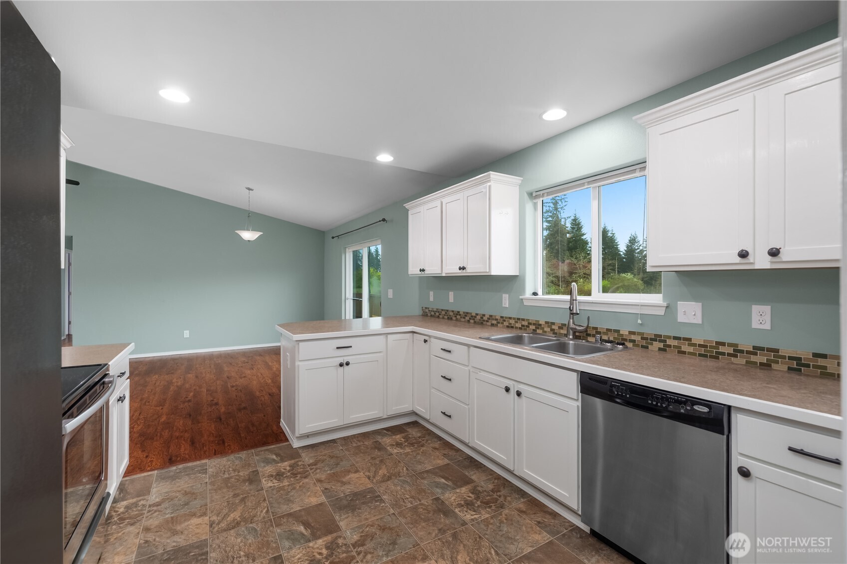 20204 White Rock Loop Southwest Centralia, WA 98531 - Photo 8 of 32