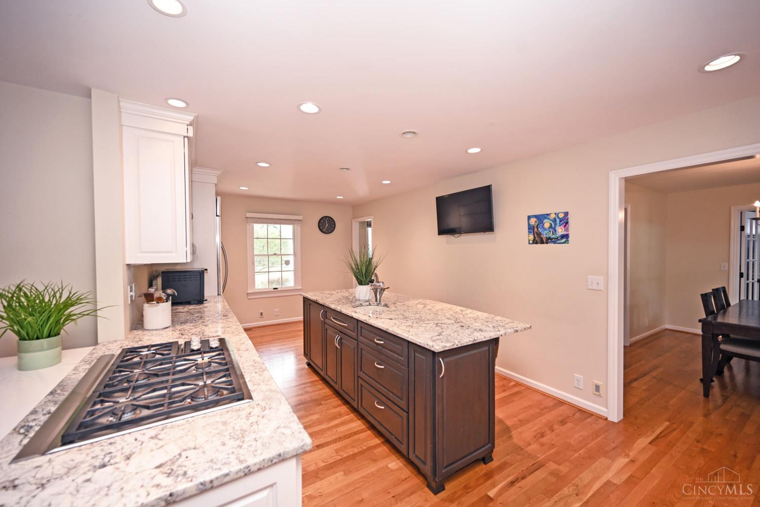 9056 Hopewell Road Cincinnati, OH 45242 - Photo 18 of 54 Gallery Image 18