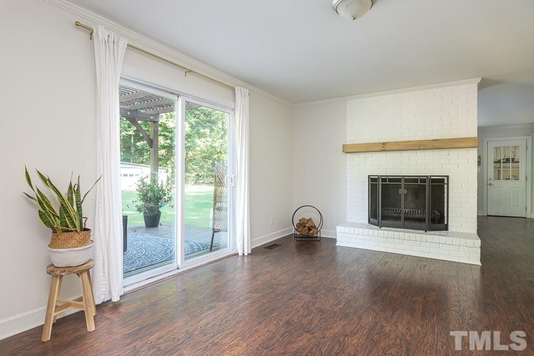 6321 Johnsdale Road Raleigh, NC 27615 - Photo 4 of 27
