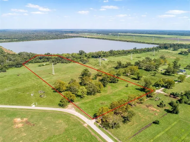$380,000 | 0 Smoke Stack Lane, Boling, TX 77420