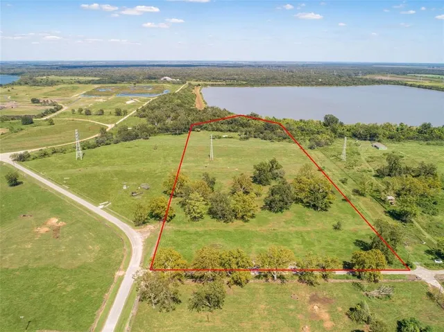 $380,000 | 0 Smoke Stack Lane, Boling, TX 77420