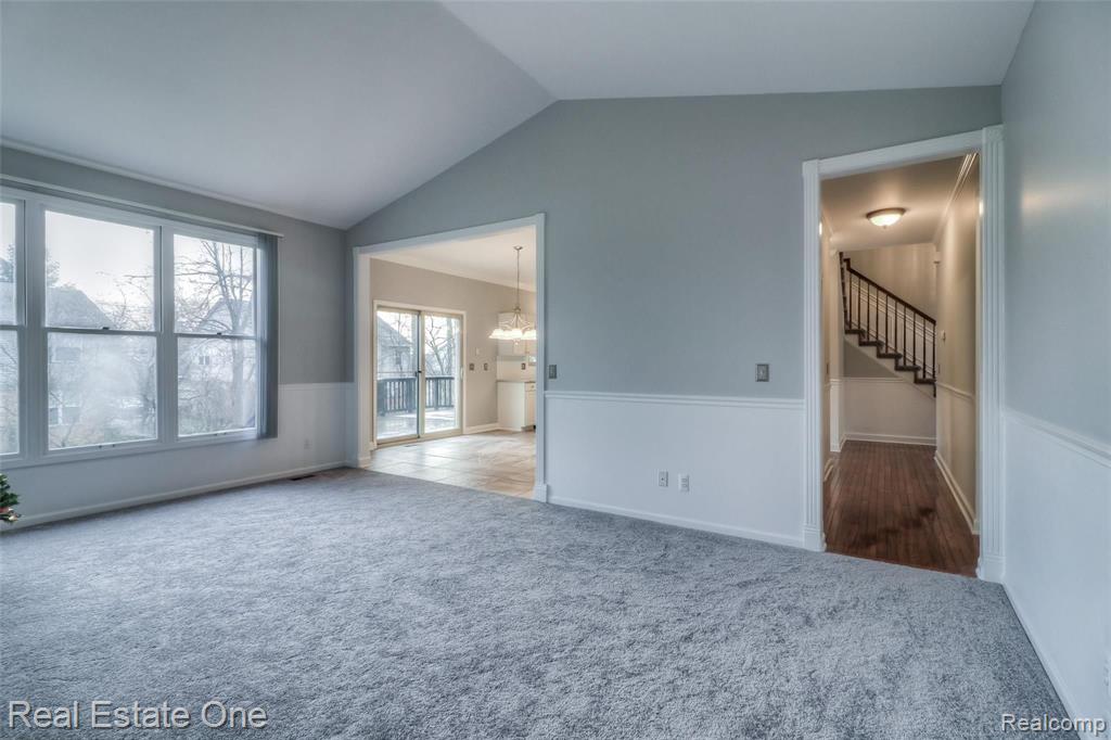 2703 Oak View Court Rochester Hills, MI 48307 - Photo 17 of 53