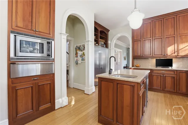 $1,795,000 | 103 East 51st Street, Savannah, GA 31405