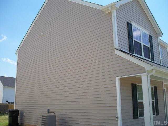1653 Extine Lane Raleigh, NC 27610 - Photo 2 of 4