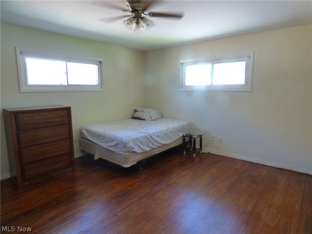 13709 Carpenter Road Garfield Heights, OH 44125 - Photo 9 of 22 Master Bedroom