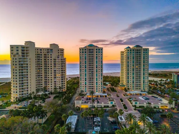 $1,045,000 | 1180 Gulf Boulevard, Unit 1504, Clearwater, FL 33767