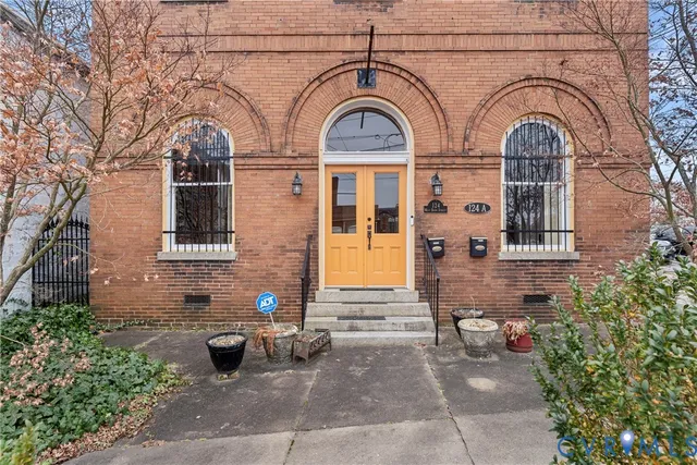 $410,000 | 124 West Bank Street, Petersburg, VA 23803
