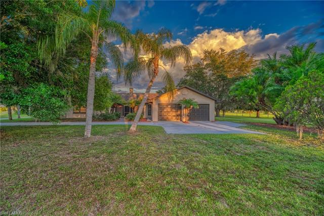5251 Rustic Drive Punta Gorda, FL 33982 - Photo 4 of 35