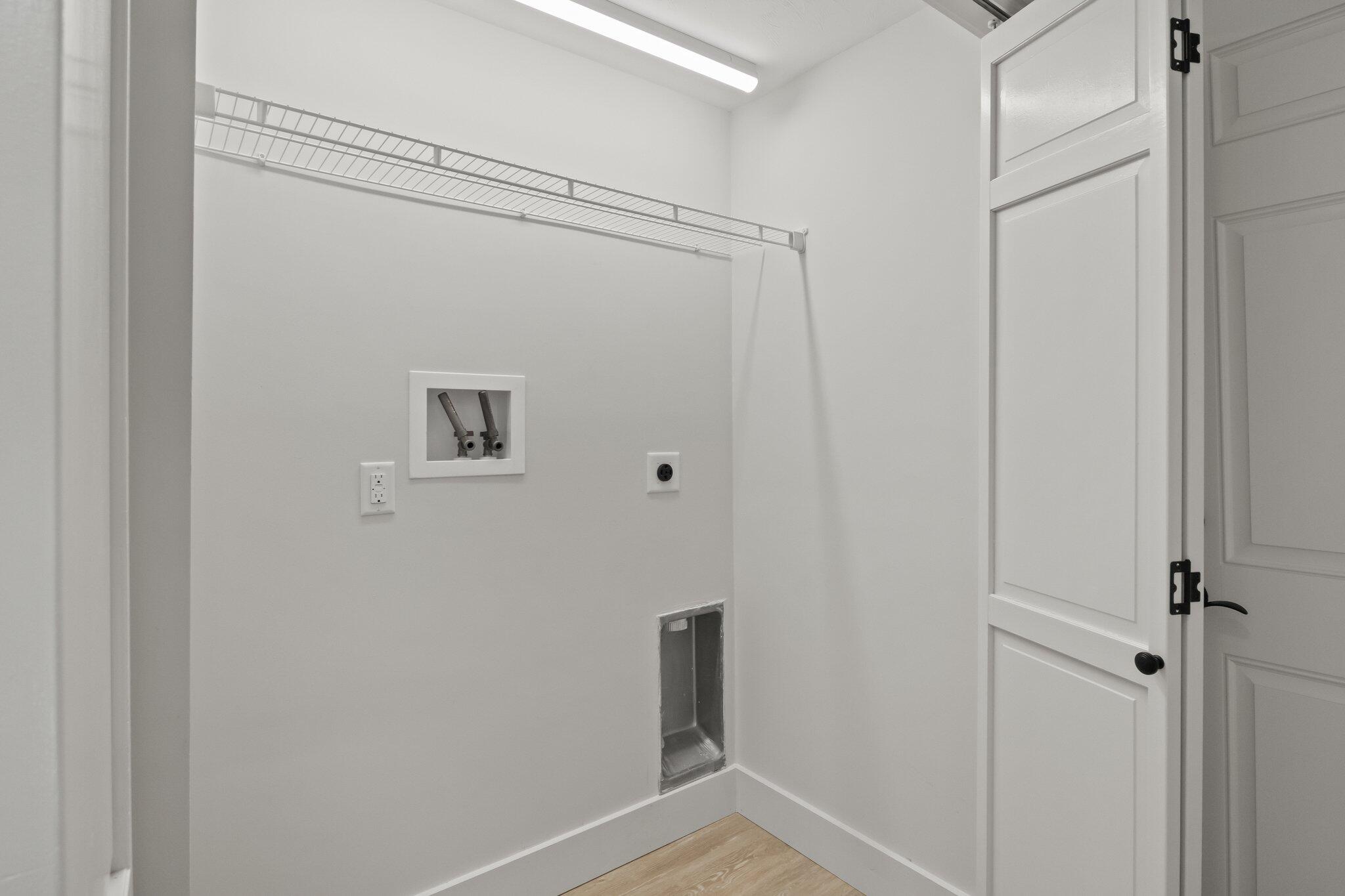 193 Northgate Road Chatham, MA 02633 - Photo 46 of 72 a view of an empty room