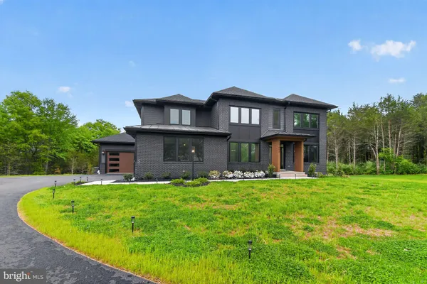$1,999,999 | 17009 Hughes Road, Poolesville, MD 20837