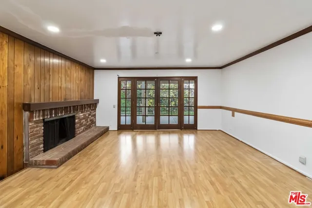 $1,410,000 | 975 Valley Vista Drive, Camarillo, CA 93010