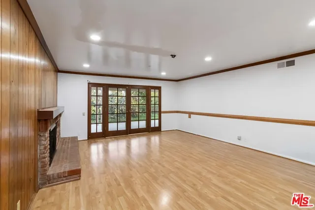 $1,410,000 | 975 Valley Vista Drive, Camarillo, CA 93010